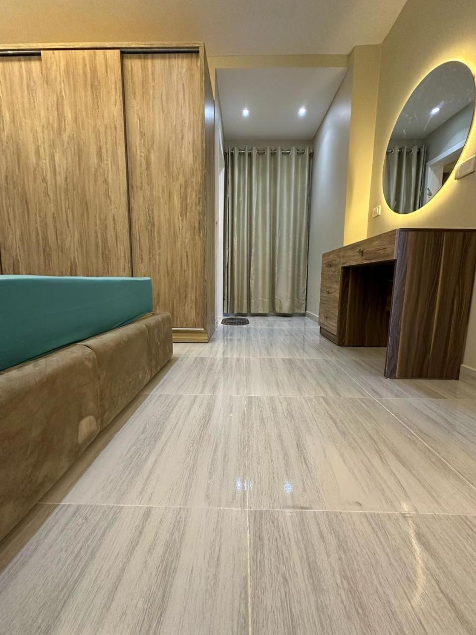 2 Bedroom In Al Hambra - Mamsha